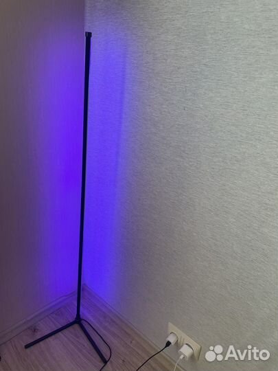 Напольная LED лампа (много режимов)