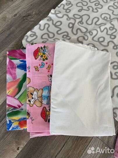 Плед IKEA, 4 наволочки, 3 простыни пакетом