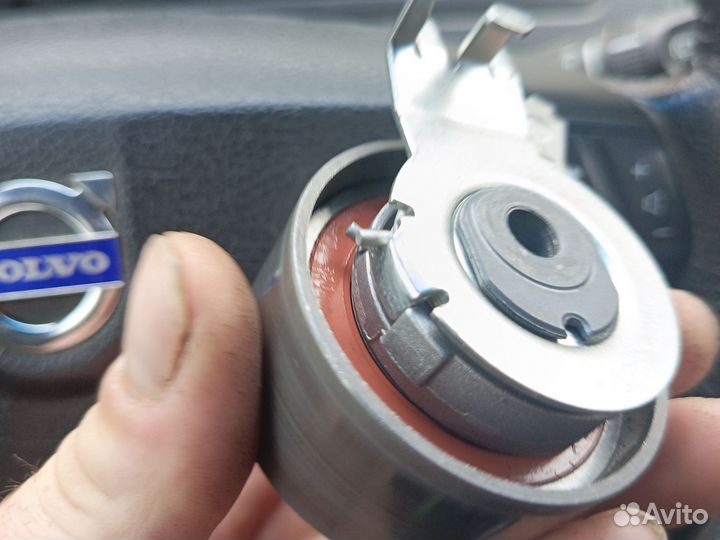 Натяжитель Ролик грм volvo