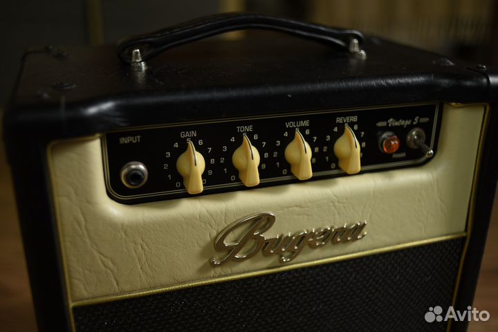 Комбик Bugera V5