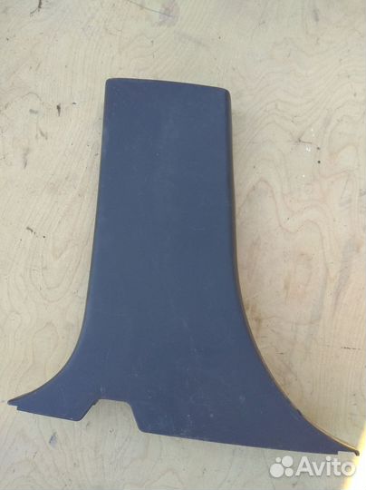 Обшивка стойки Subaru Tribeca WX (2004—2007)