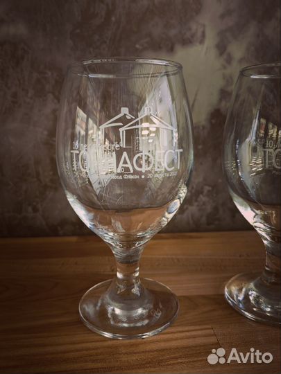 Пивные кружки и бокалы