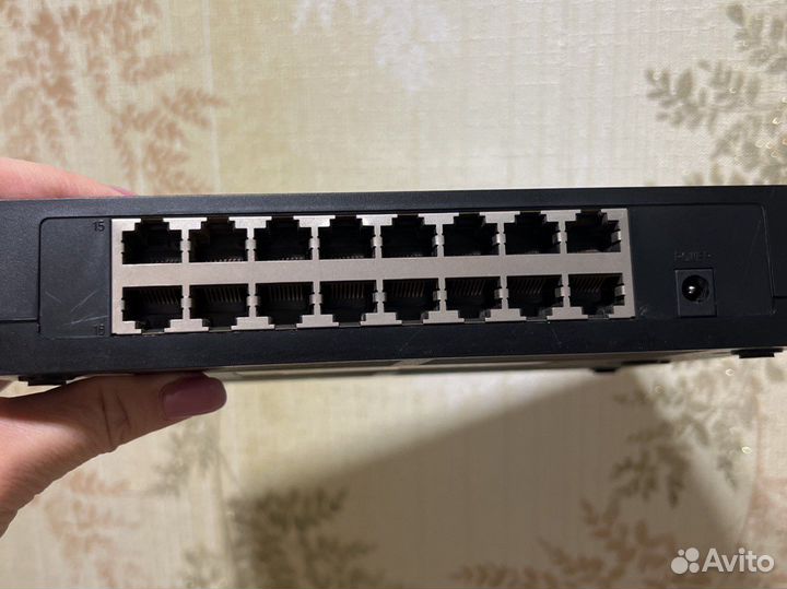 Коммутатор TP Link TL - SF1016D