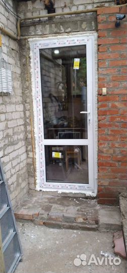 Пластиковая дверь в рассрочку