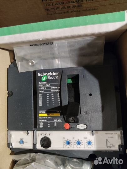 Автоматический выключатель Compact NSX250B