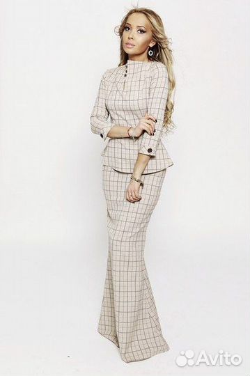 Костюм с длинной юбкой