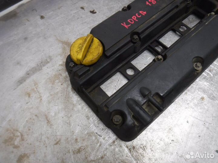 Крышка двигателя Opel Corsa D Z12XEP 2007