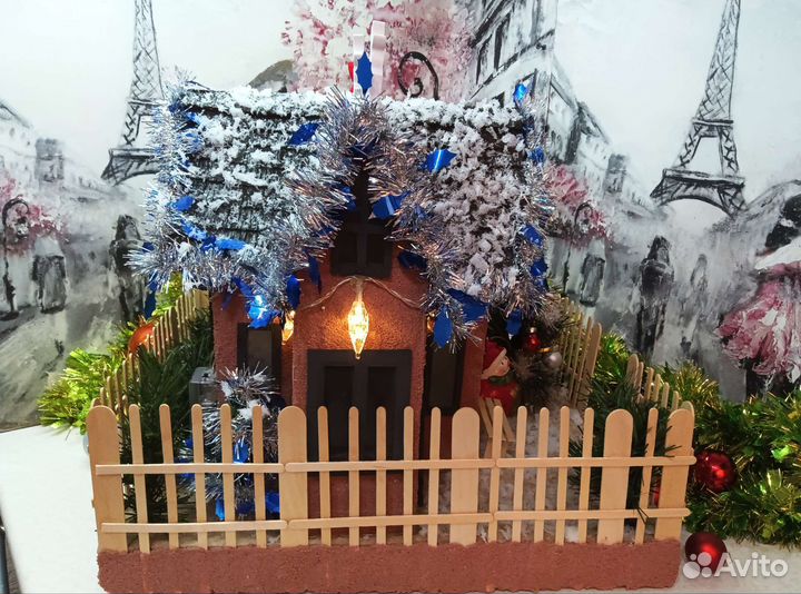 Новогодний домик с подсветкой