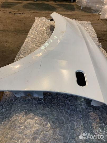 Крыло на volkswagen polo