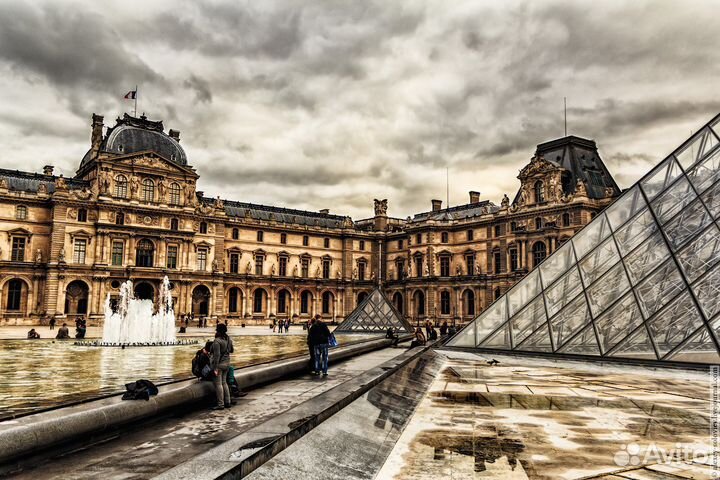 Альбом Ваша прогулка по Лувру