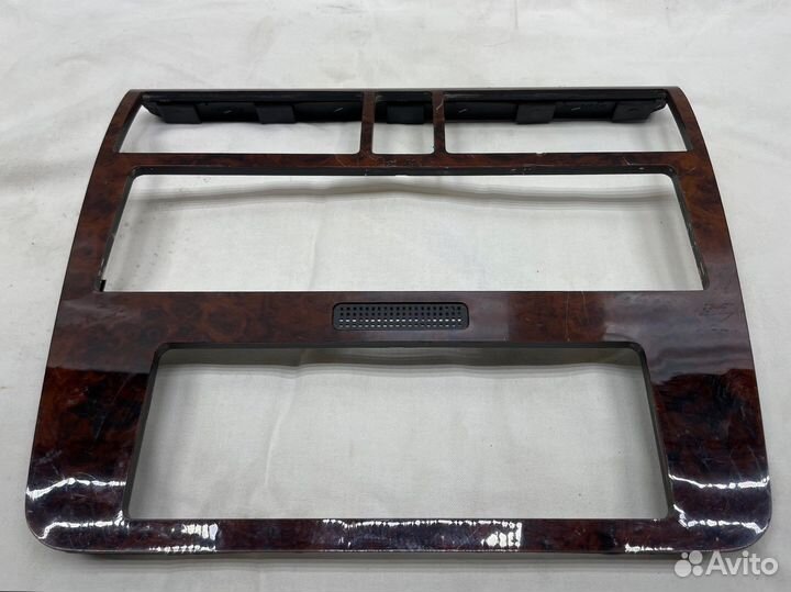 Рамка магнитолы под дерево Audi A4 B5 дефект