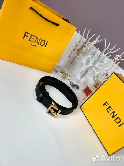 Ремень женский Fendi