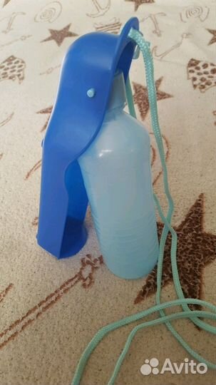 Дорожная поилка для собак