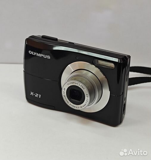 Цифровой фотоаппарат Olympus X-21
