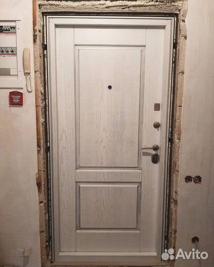 Двери входные от склада