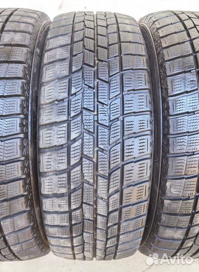 Goodyear Ice Navi 6 215/60 R17 97H