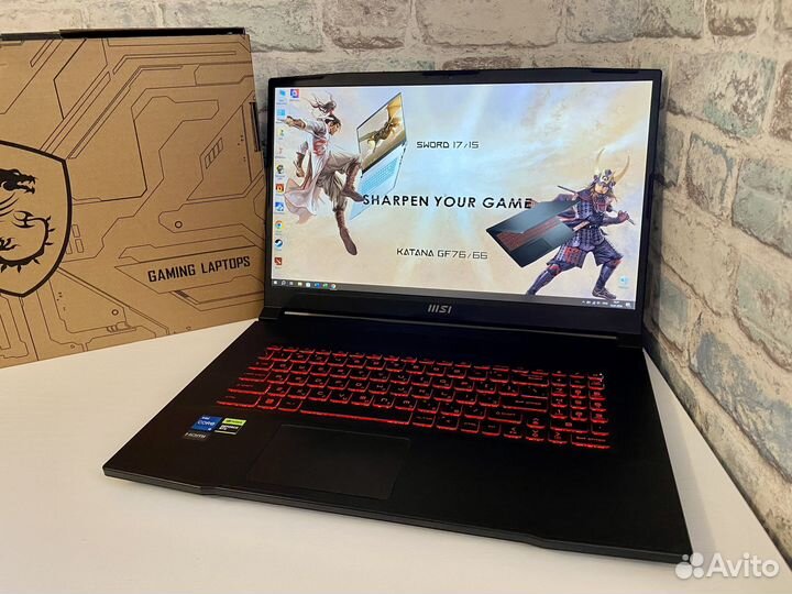 Katana 17.3 144Hz i5-12450H RTX 3050 16Gb SSD512Gb