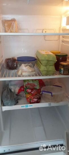 Холодильник двухкамерный бу stinol