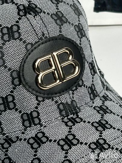 Кепка бейсболка balenciaga