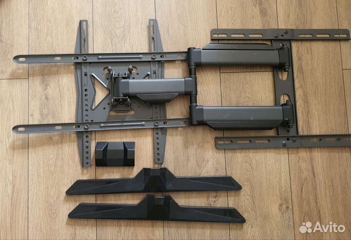 Кронштейн для телевизора поворотный