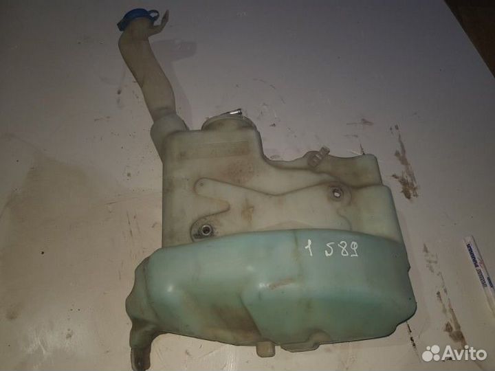 Бачок стеклоомывателя (Mercedes-Benz GL-class)