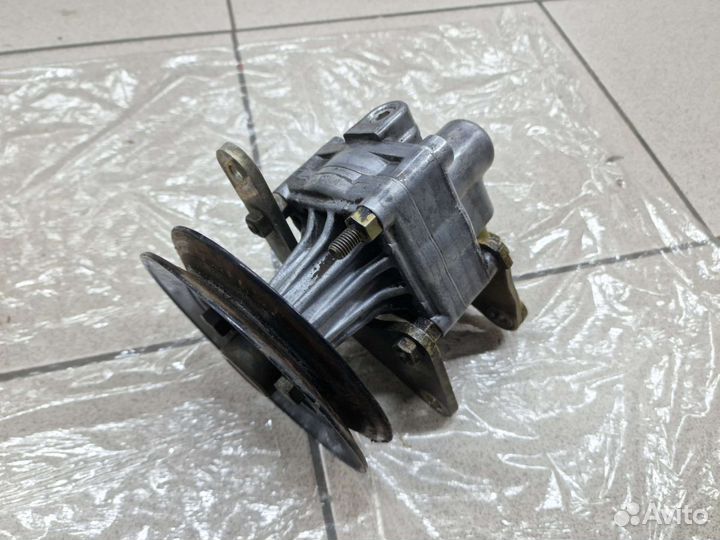 Насос гура Audi 80 B4/B3 2.3, 1.9, 1.8, 1.6 ZF