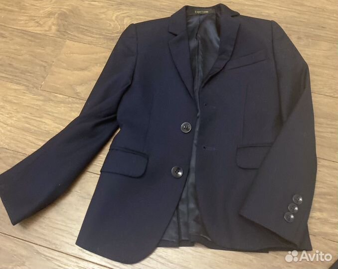 Школьный костюм