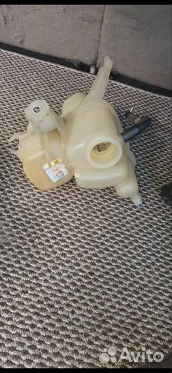 Расширительный бачок mazda tribute