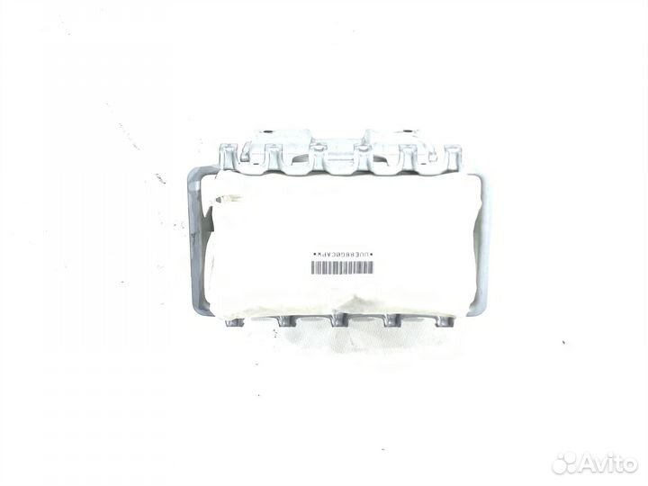 Подушка безопасности пассажира Mitsubishi