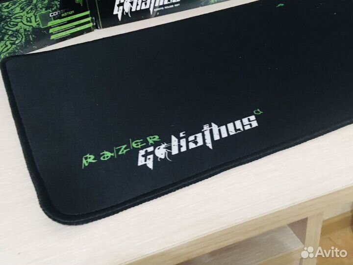 Игровой коврик для мыши Razer 70х30, новый