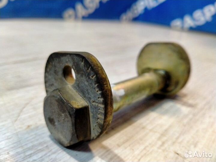 Эксцентрик передний Toyota Mark Ii GX90 1GFE