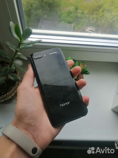 Honor 10 64Gb