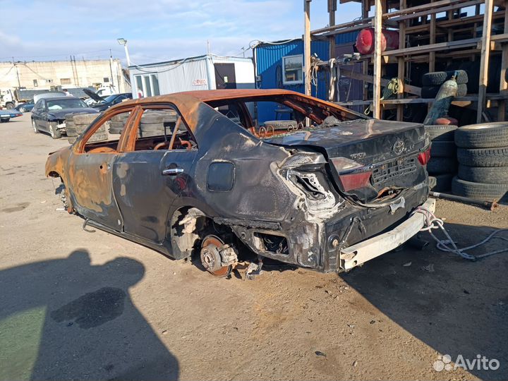 В разборе Toyota Camry 50