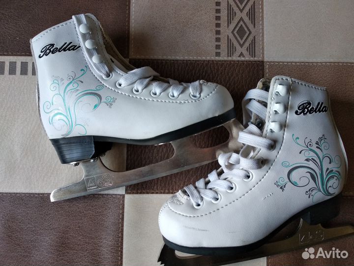 Фигурные коньки для девочки