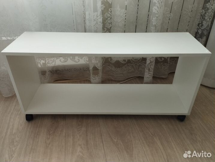 Полка напольные. На колесах