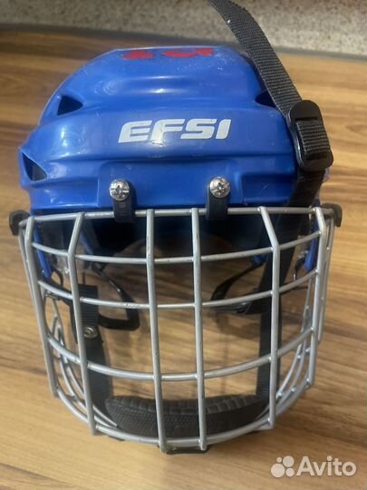 Хоккейный шлем