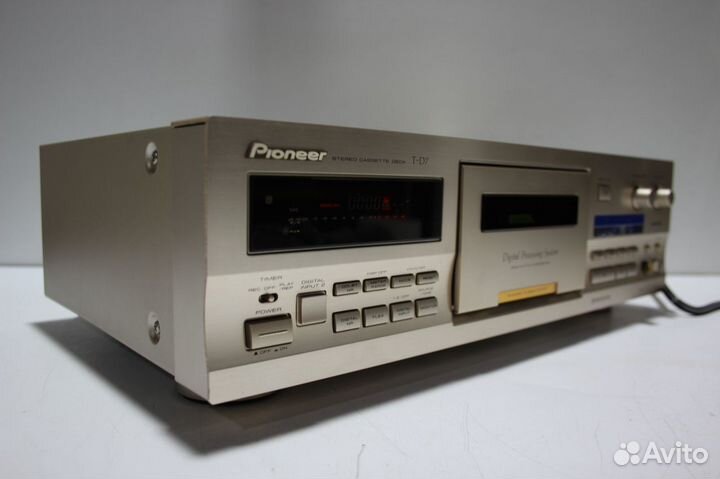 Pioneer T-D7 Трехголовая кассетная дека Japan