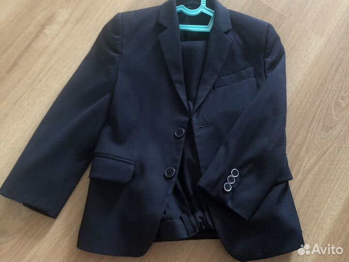 Школьный костюм