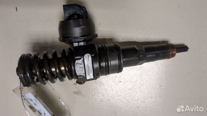 Форсунка топливная Volkswagen Transporter 5, 2005