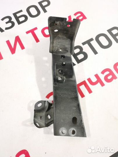 Кронштейн крыла передний левый Mazda 6 универсал