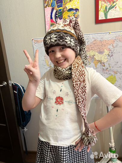 Шапка зимняя для девочки 7-9 лет