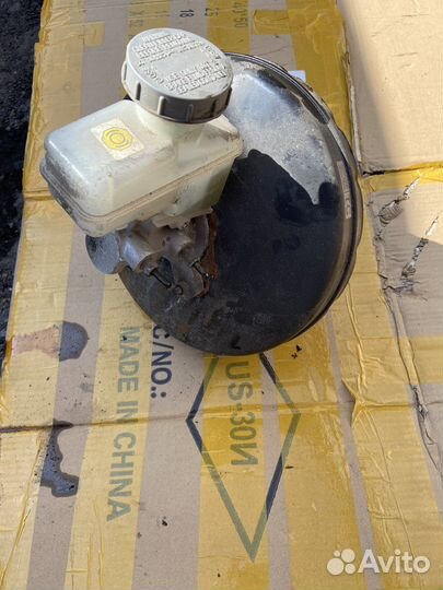 Вакуумник главный цилиндр Suzuki Grand Vitara II