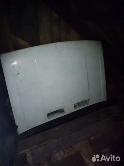 Капот на 2105