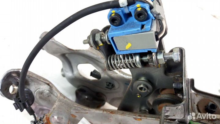 Педаль тормоза в сборе Toyota Camry v55