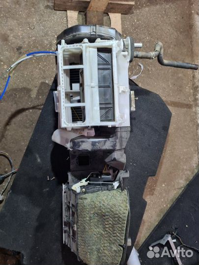 Корпус печки Mitsubishi Lancer 9 4G18 2005