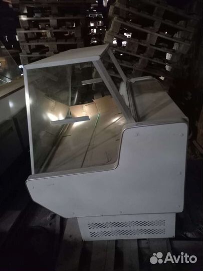 Холодильная витрина бу