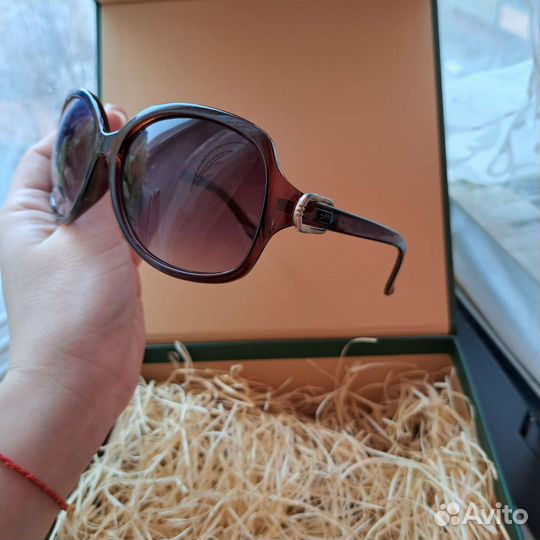 Солнцезащитные очки женские