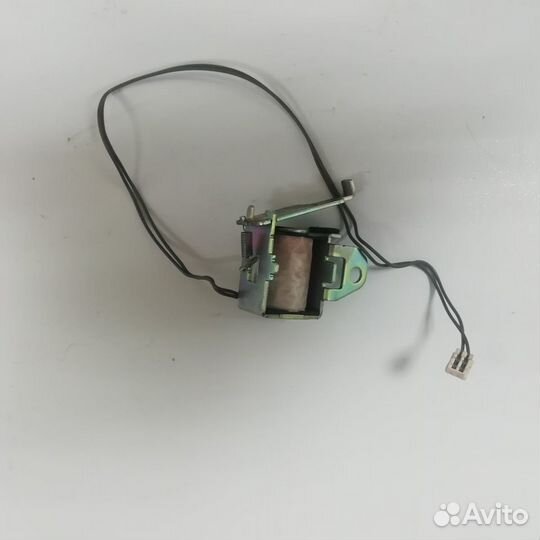 RM1-5056-000 Соленойд HP Laser Jet P4015n