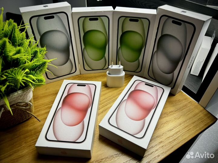 iPhone 15, 256 ГБ