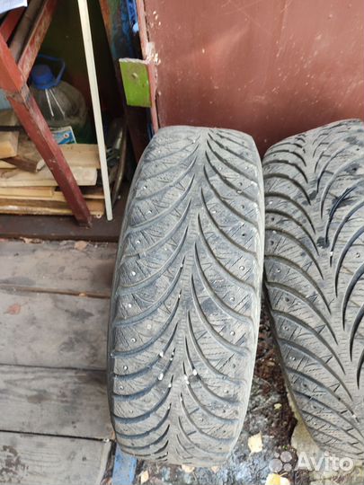 Sava Eskimo Stud 195/95 R15